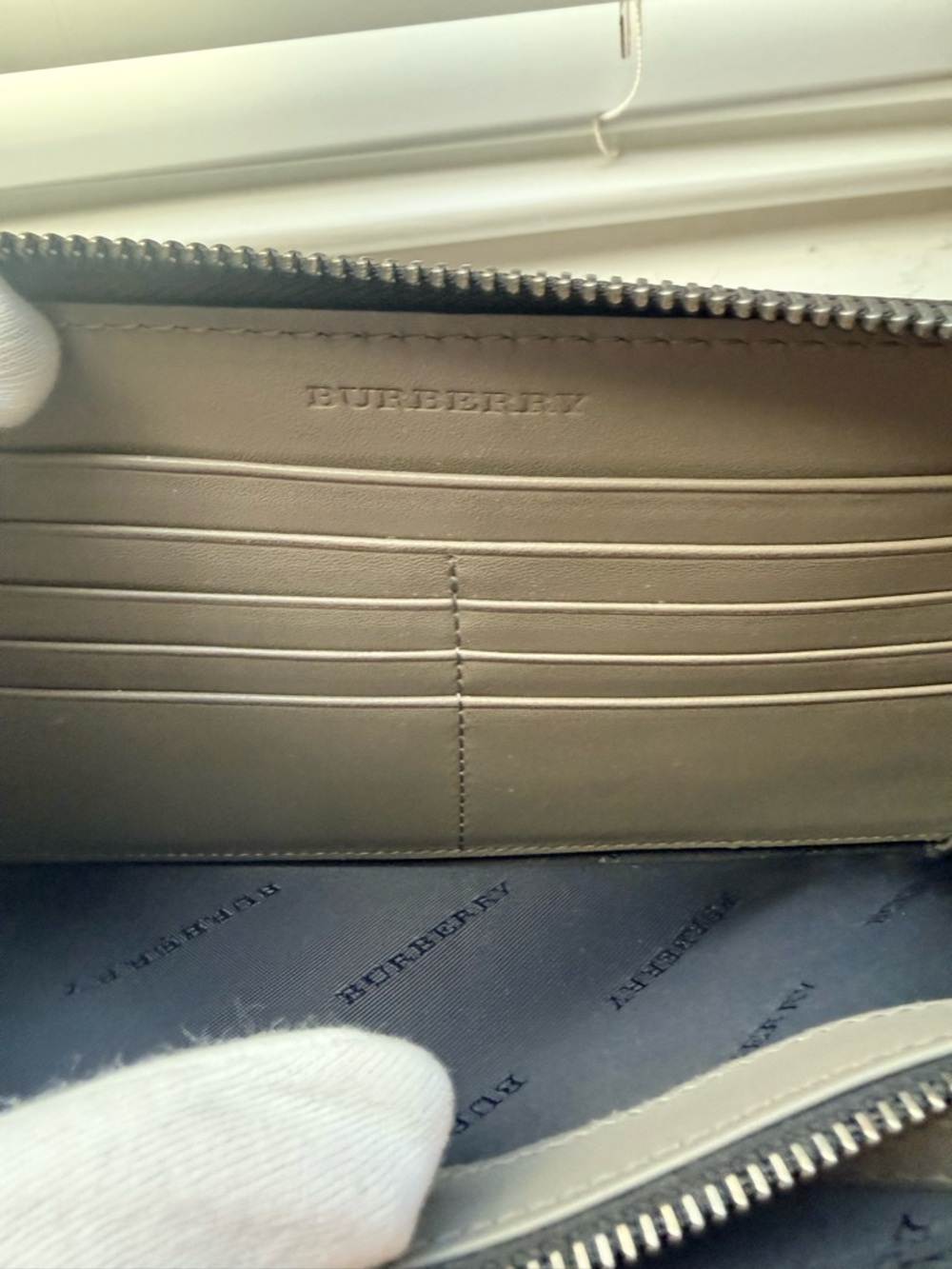 ✨ Burberry organizer Charcoal Check Authentic excellent / Unisex - Picture 8 of 8